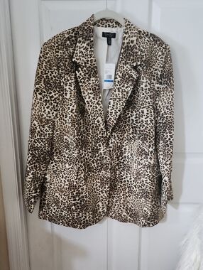 Jessica Simpson Leopard Print Blazer Jacket in Tan and Brown